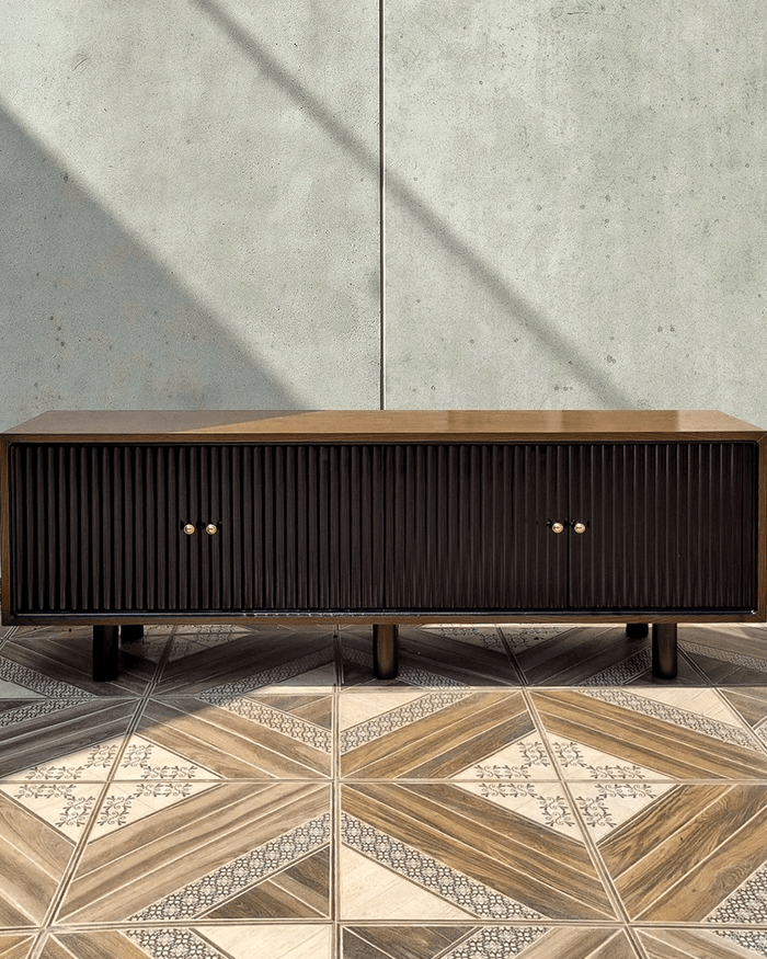 Consoles & Sideboards