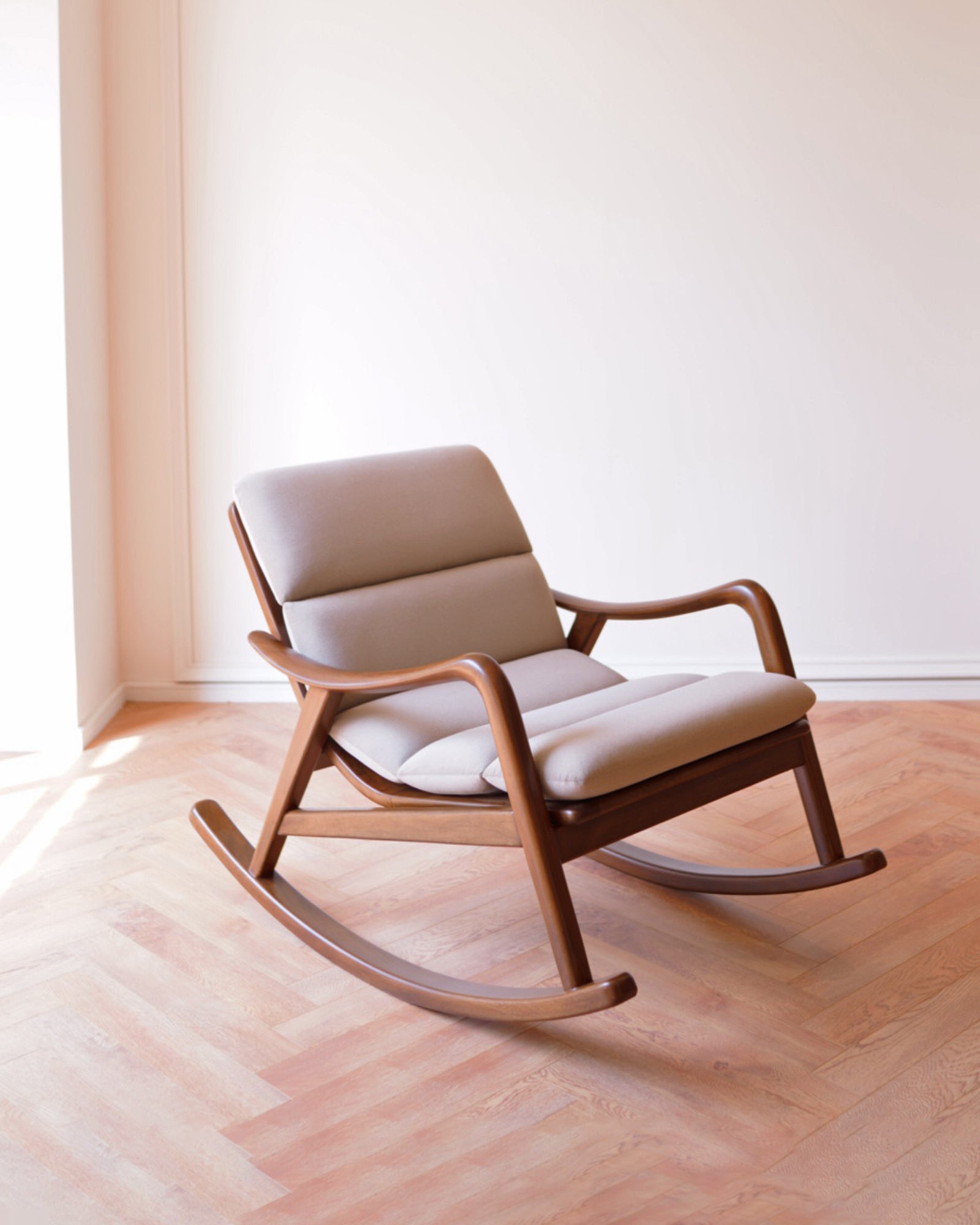 Sway Rocking Chair