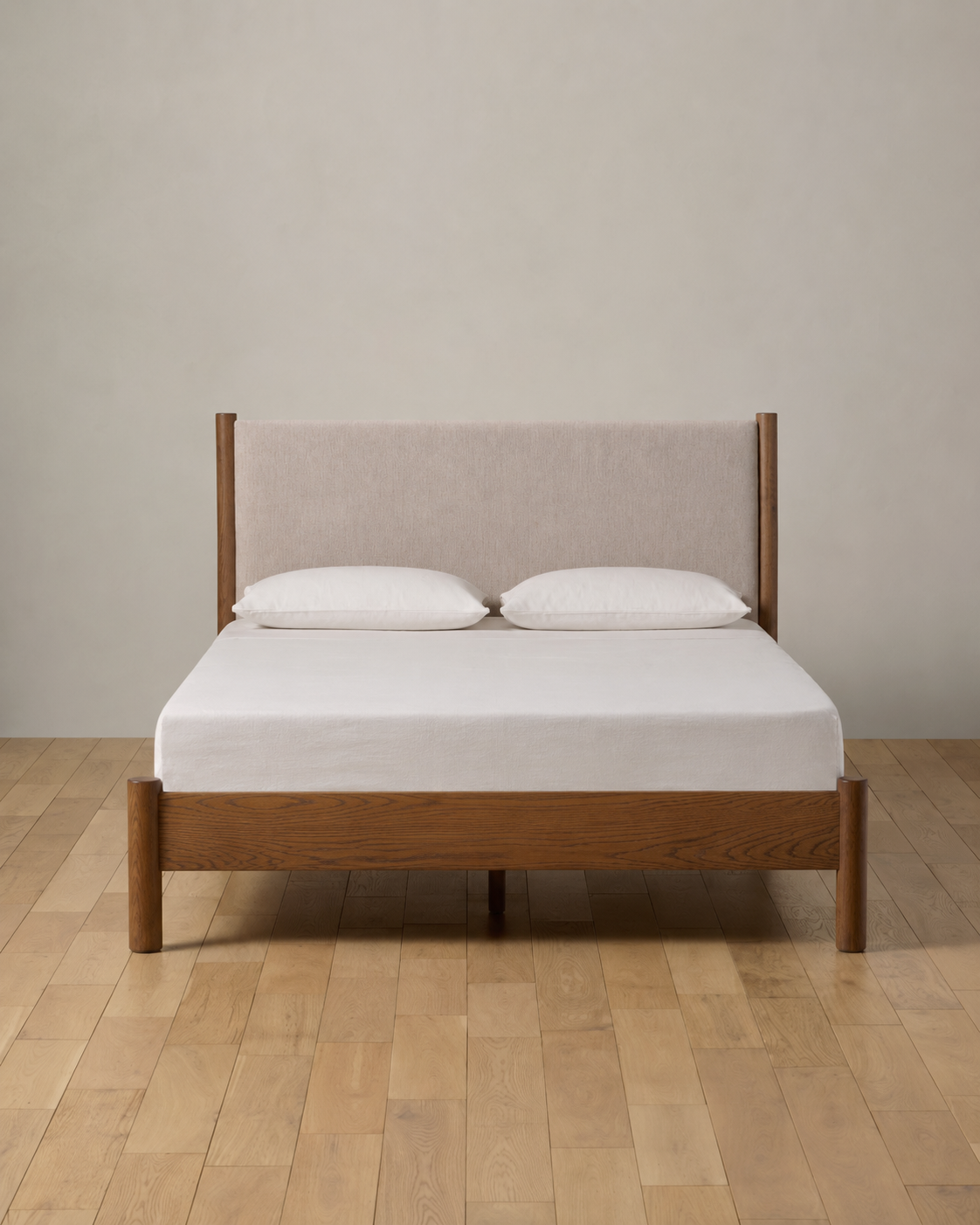 Pillar Bed
