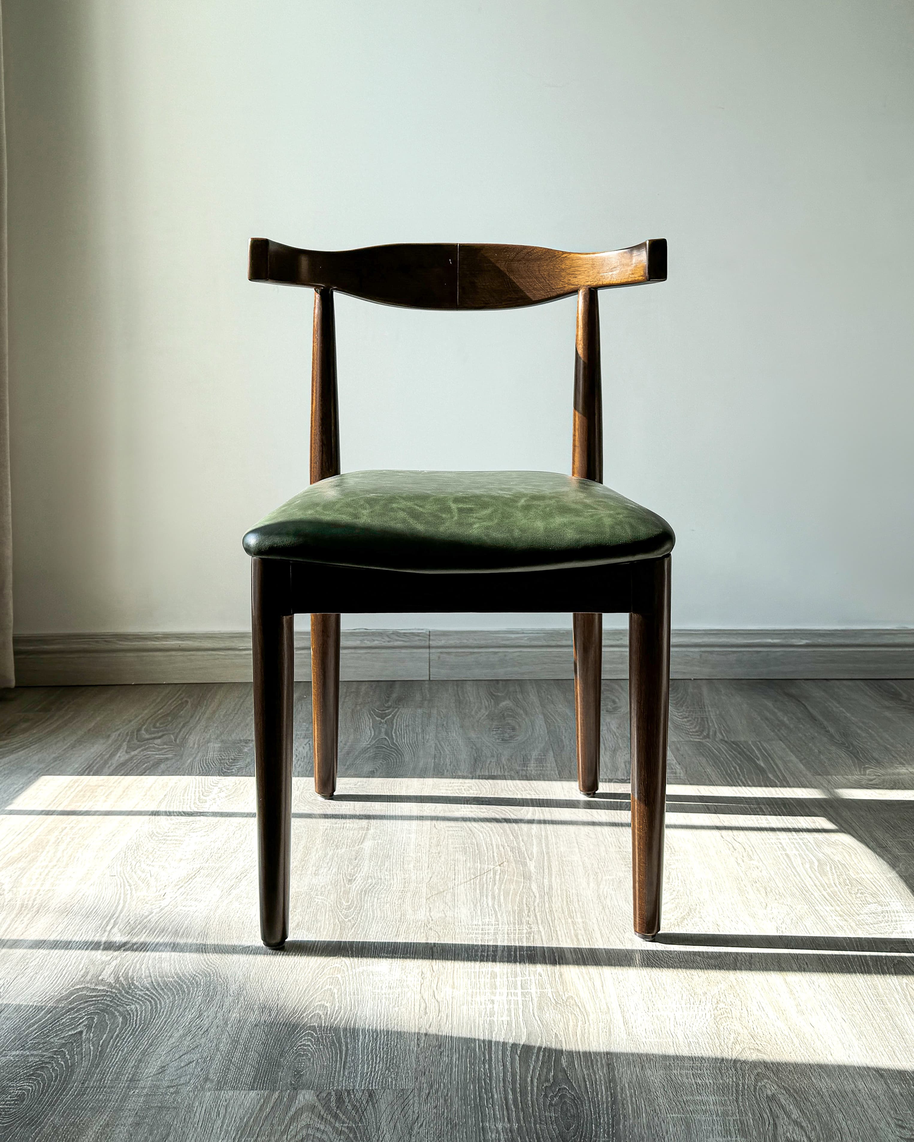 Elbow Chair