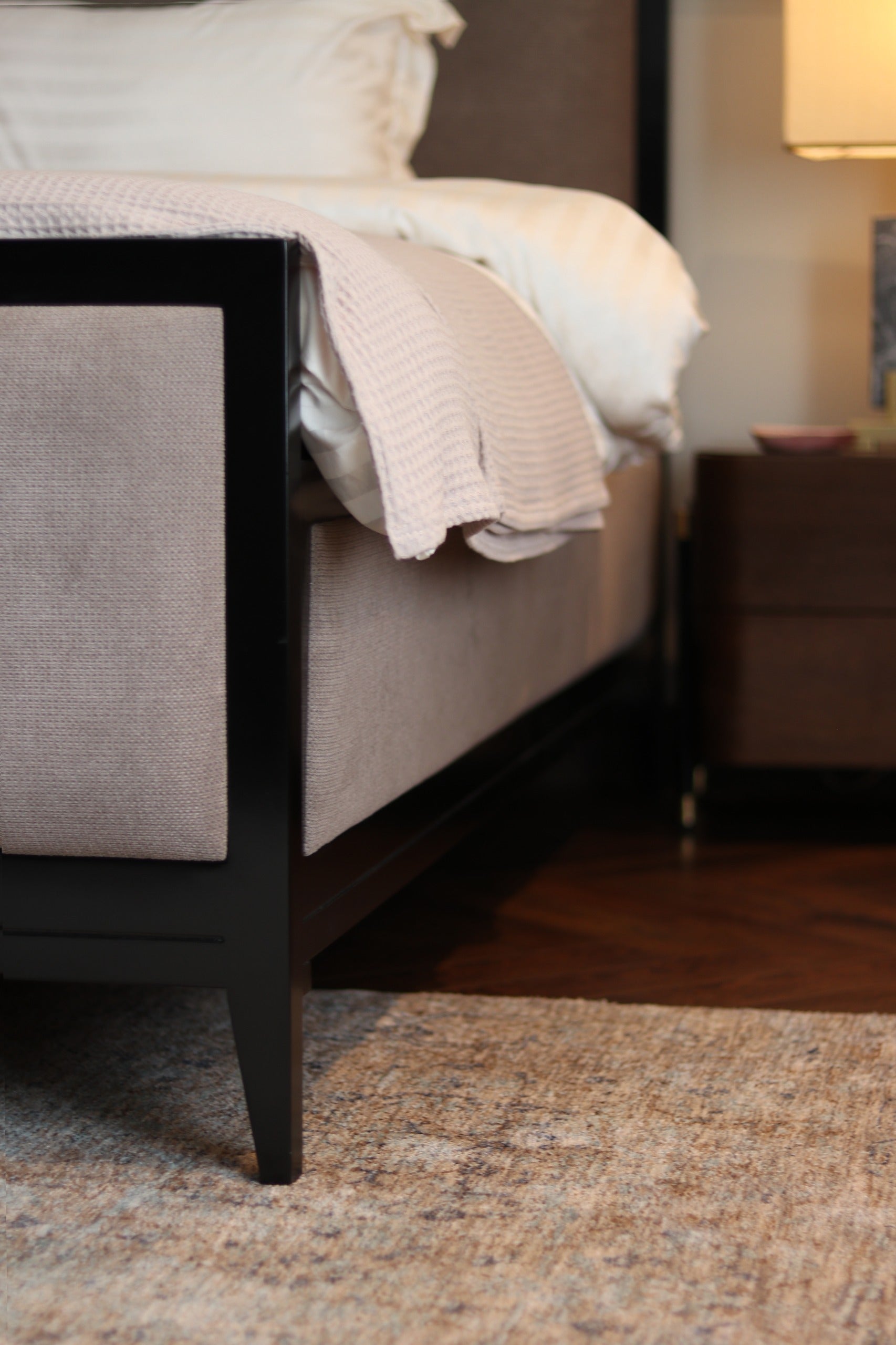 Monochrome Bed
