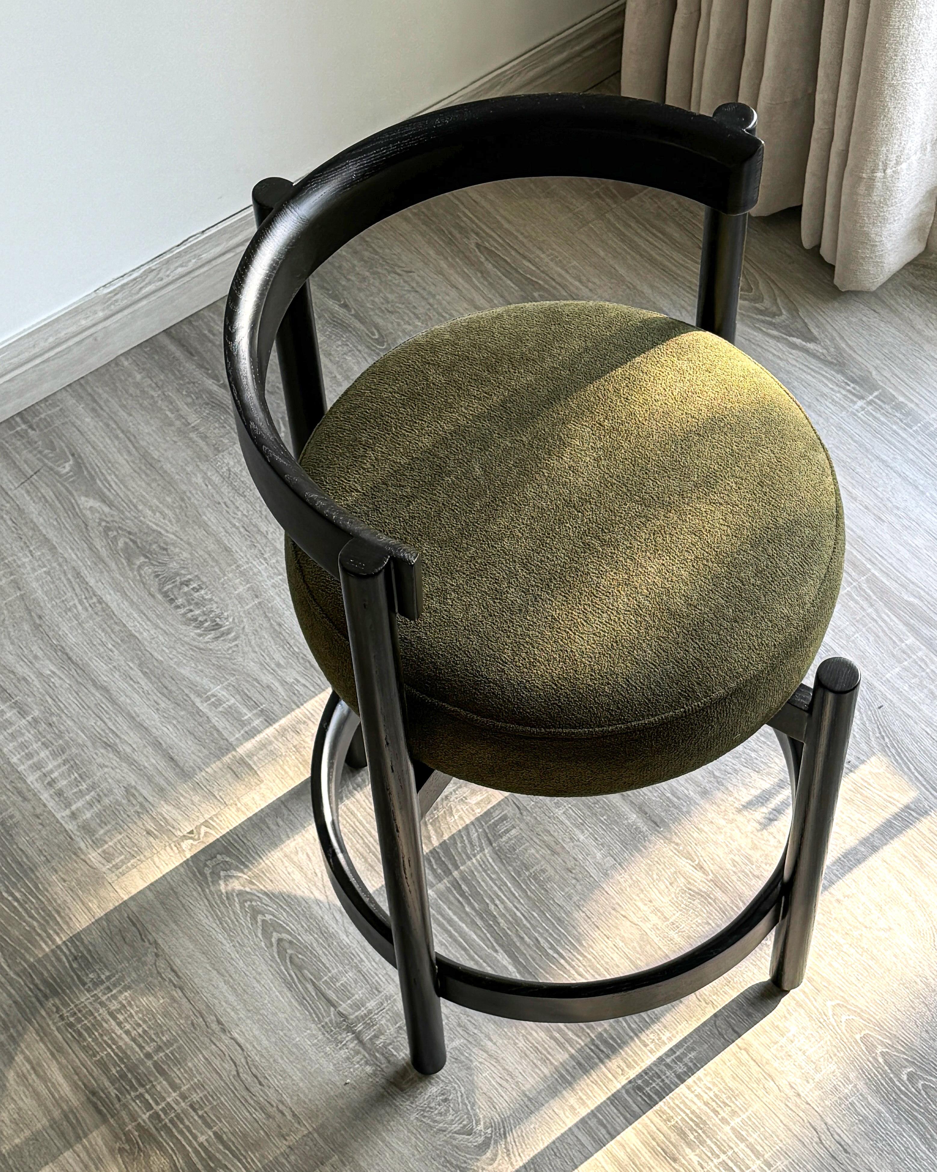 The Porter Barstool