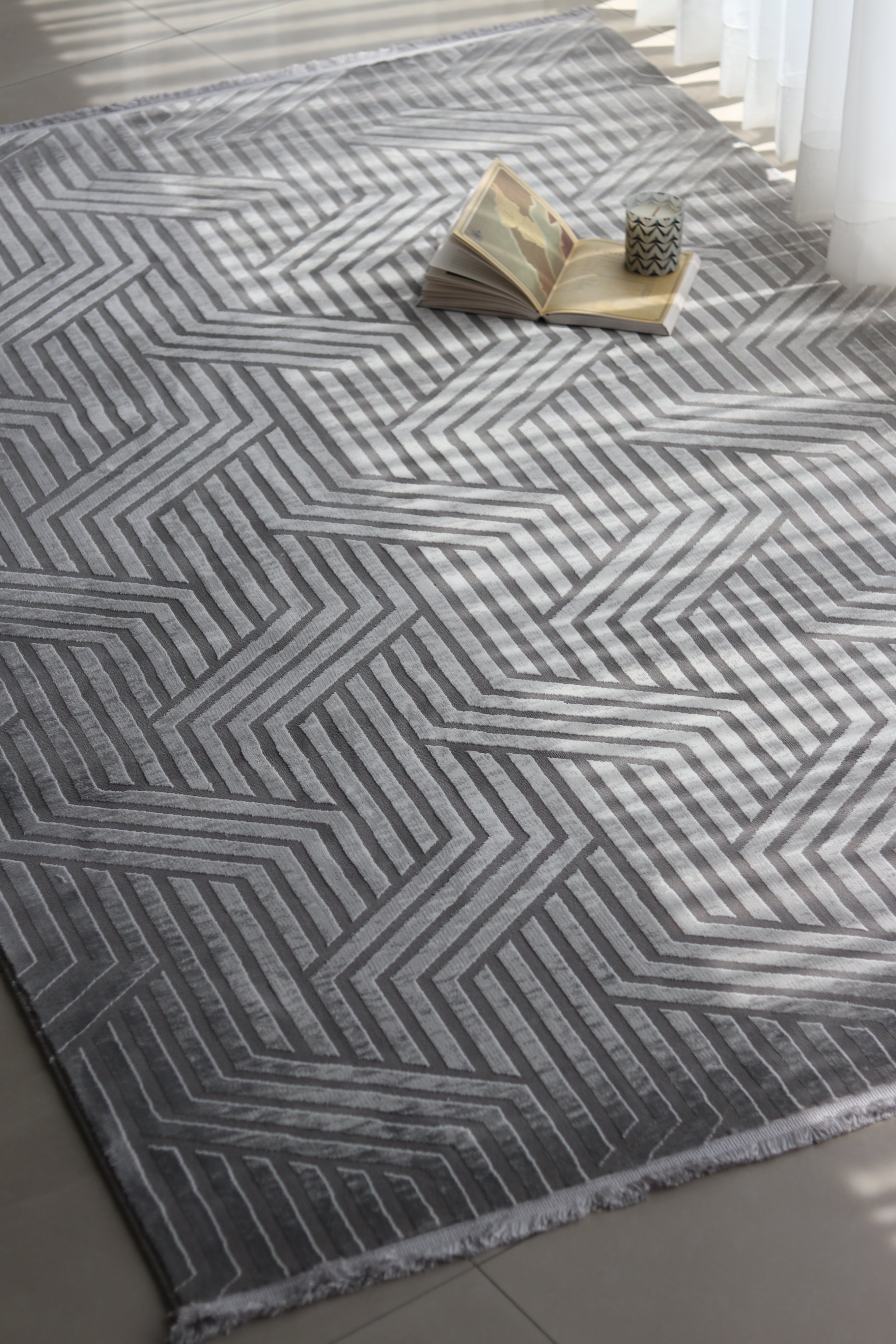 Azra Rug