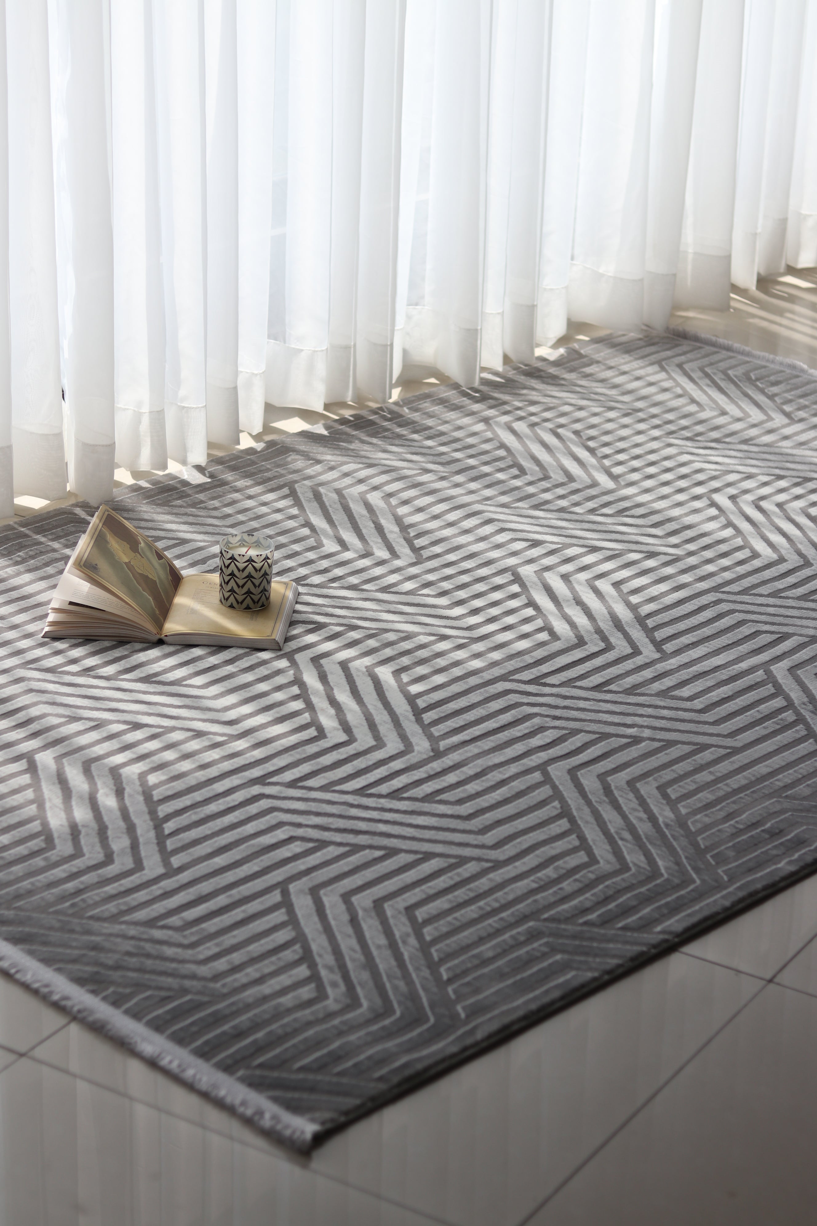 Azra Rug